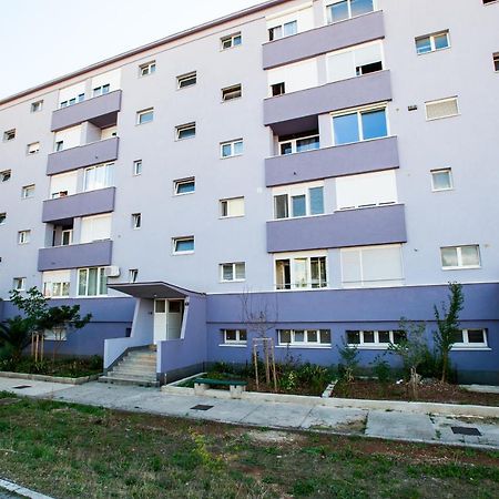 Apartment Little Violet - Balcony & Free Parking Zára Kültér fotó